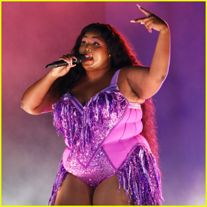 Lizzo Takes the Stage at Bustle's Rule Breakers Festival!