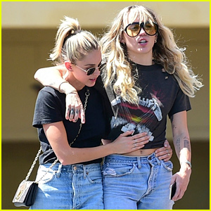 Miley Cyrus & Girlfriend Kaitlynn Carter Show Some PDA After Grabbing Lunch