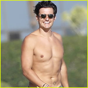 Orlando Bloom Downplays His Manhood After Naked Paddle Boarding Pictures: 'It Is Not Really That Big'