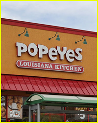 You Can Eat a Popeye's Chicken Sandwich with This Hack
