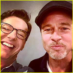 Sean Hayes & Brad Pitt (With a Mouthful of Food) Snap a Selfie!