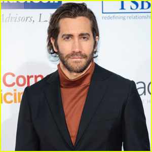 Jake Gyllenhaal Shows His Support at Headstrong Gala 2019