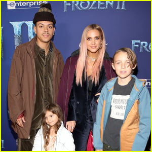 Ashlee Simpson & Evan Ross Bring Kids Bronx & Jagger to 'Frozen 2' Premiere!