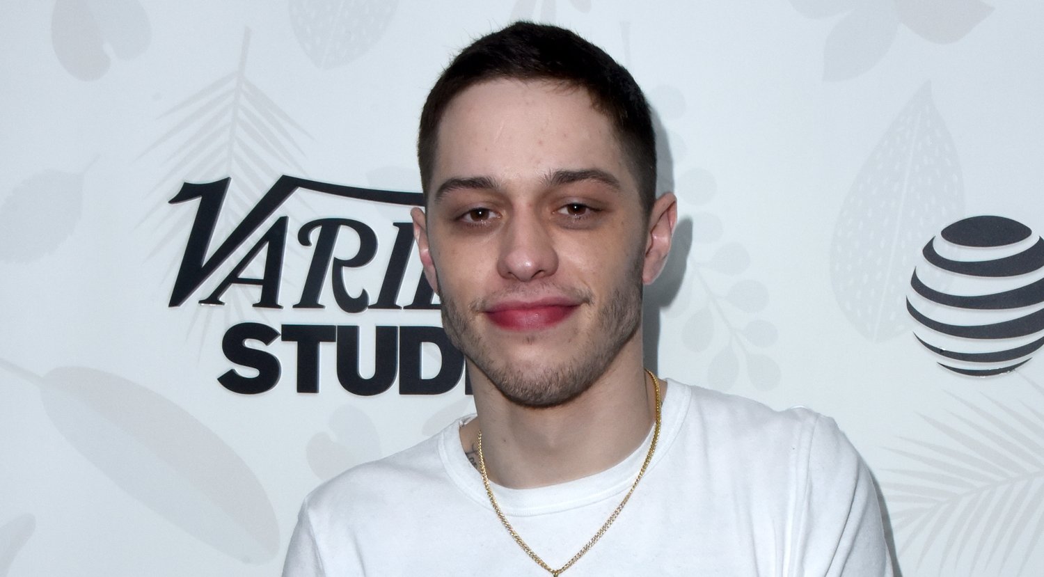 Pete Davidson Makes Fans Sign 1 Million NDA at His Comedy Shows Pete