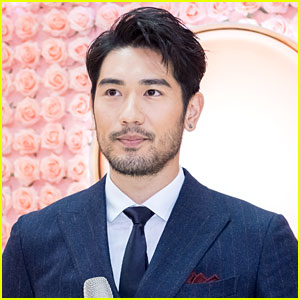 Godfrey Gao Dead - Model & Actor Dies at 35 After Collapsing on Set