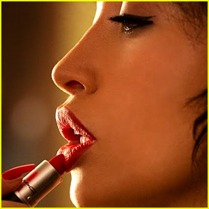 'Walking Dead' Actress Christian Serratos Is Selena Quintanilla in Netflix's 'Selena: The Series' - Watch the Trailer!