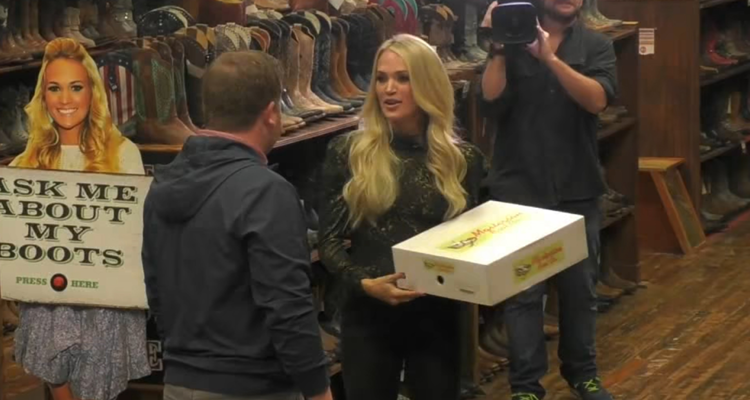 Carrie Underwood Pranks Unsuspecting Fans While They Boot Shop on