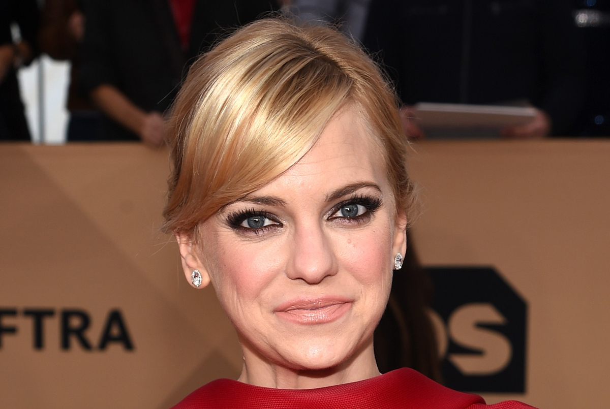 Anna Faris Recalls Being Cheated On ‘There Was That Gut Feeling(02)