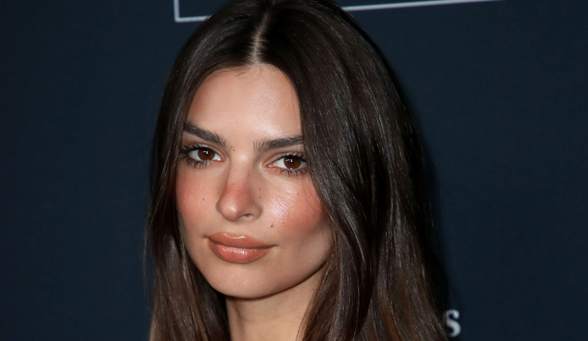 Emily Ratajkowski Explains Why She Turned Down Saudi Arabia Trip ...