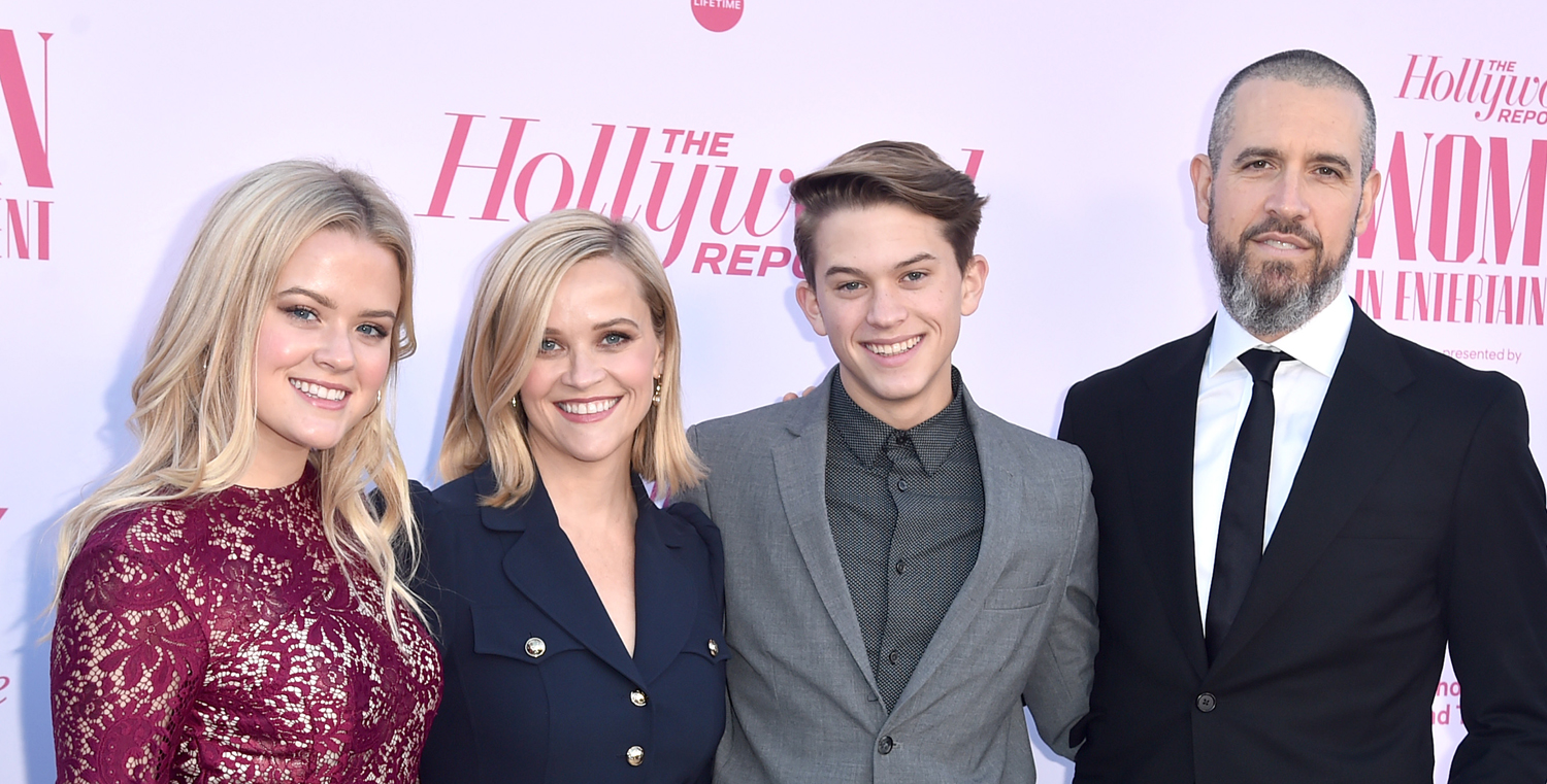 Reese Witherspoon is Supported by Kids & Husband Jim Toth at THR’s