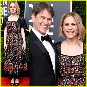 Anna Paquin Goes for Floral Look at Golden Globes 2020 With Stephen Moyer