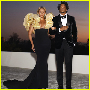 Beyonce & Jay-Z Strike A Pose Ahead Of Golden Globes 2020 Appearance!
