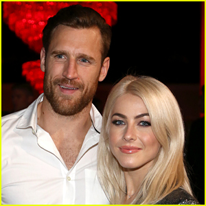 Is Julianne Hough Sending a Message About Her Relationship with Brooks Laich?