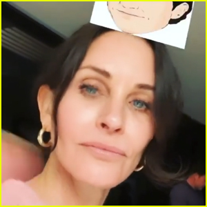 Courteney Cox Uses 'Which Friends Character Are You?' Instagram Filter (Video)