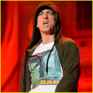 Eminem Compares Himself to Manchester Arena Bomber on New Track 'Unaccomodating'