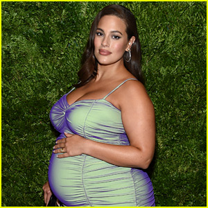Ashley Graham Shows Off Stretch Marks, One Month After Giving Birth