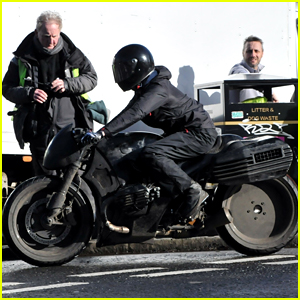 'The Batman' Movie Films Motorcycle Scene - See the Set Pics!