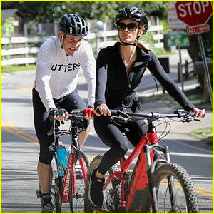 Dennis Quaid Goes for Early Morning Bike Ride with Fiancee Laura Savoie