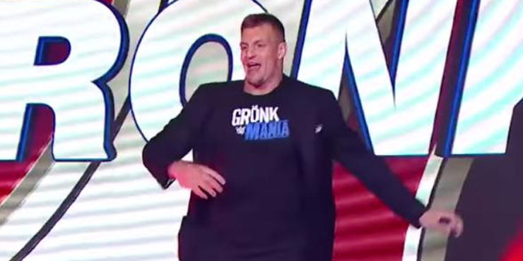 Rob Gronkowski Is Close to Finalizing Deal to Join WWE (Report)