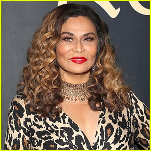 Beyonce's Mom Tina Knowles Claps Back at Troll Who Criticized Her Joke