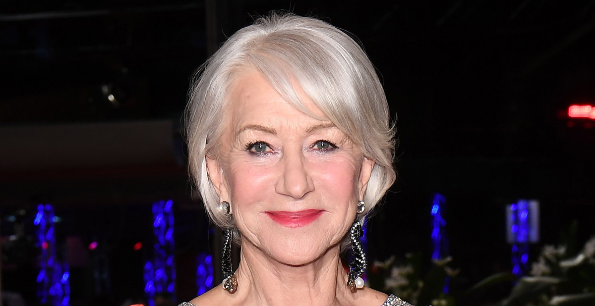 Helen Mirren Posted a Makeup Free Selfie Moments After Waking Up for(02)