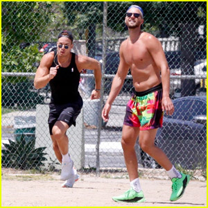 Blake Griffin Plays Kickball Game With Chandler Parsons & Friends in LA Amid Pandemic