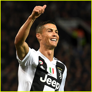 Cristiano Ronaldo Becomes Third Athlete Ever to Earn $1 Billion
