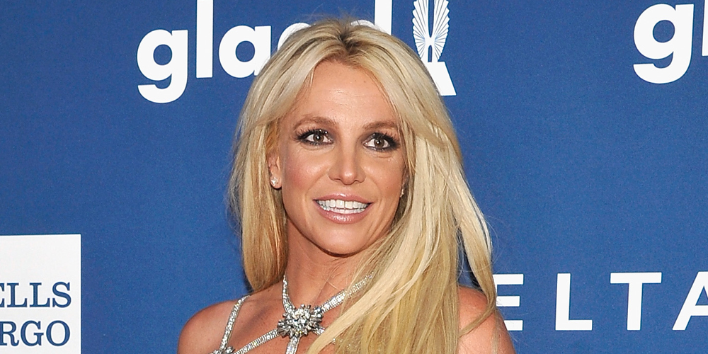 Britney Spears Says Goodbye To Heavy Makeup For Natural Beauty Selfie