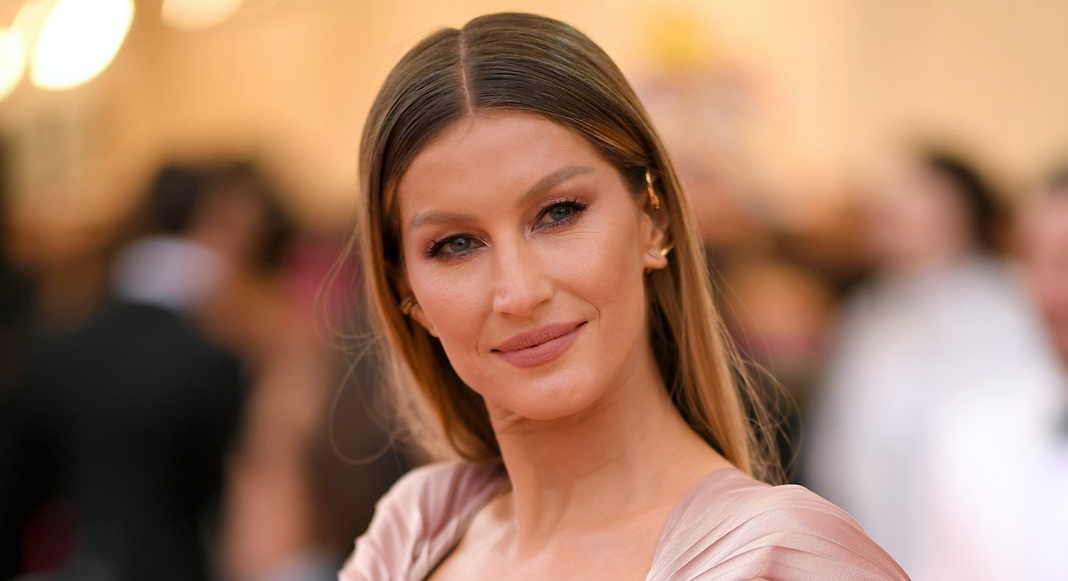 Gisele Bundchen Announces Plans to Plant 40,000 Trees In Honor Of Her