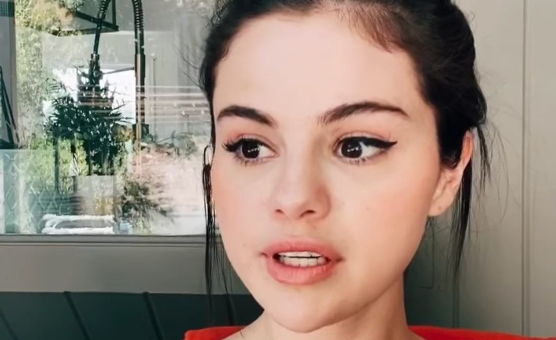 Selena Gomez Explains Why She’s Been Absent on Social Media, Teases