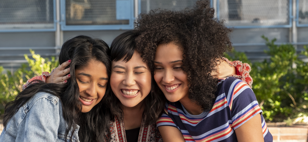 ‘Never Have I Ever’ Renewed for Season 2 at Netflix! Netflix, Never(02)