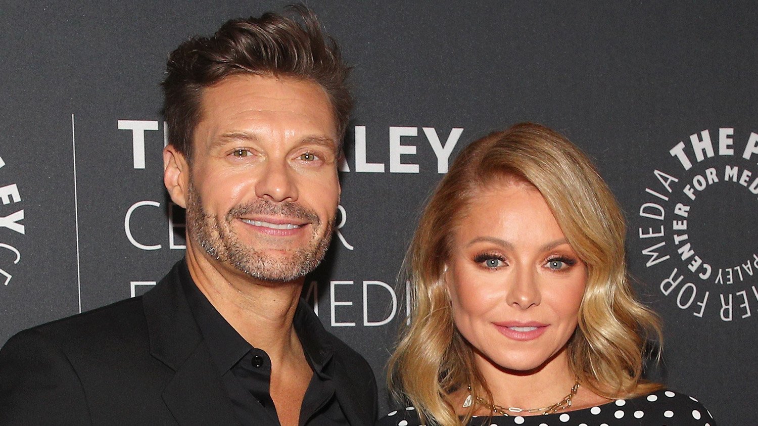 ‘Live!’ Hosts Kelly Ripa & Ryan Seacrest Pay Tribute to Regis Philbin