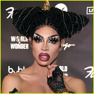 'Drag Race' Winner Yvie Oddly Says RuPaul Never Made Eye Contact 'Unless She Smelled an Emmy Moment'