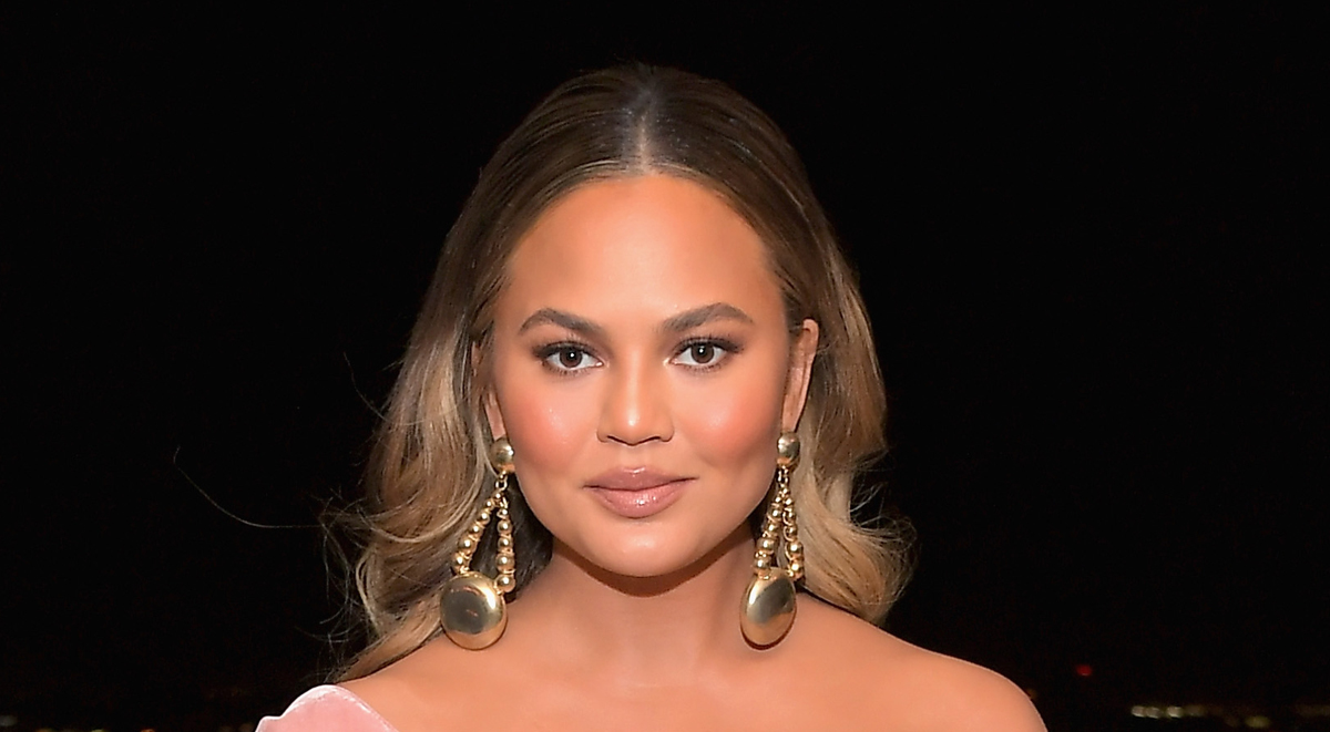 Chrissy Teigen Worries Fans with Blood Transfusion Photo Amid
