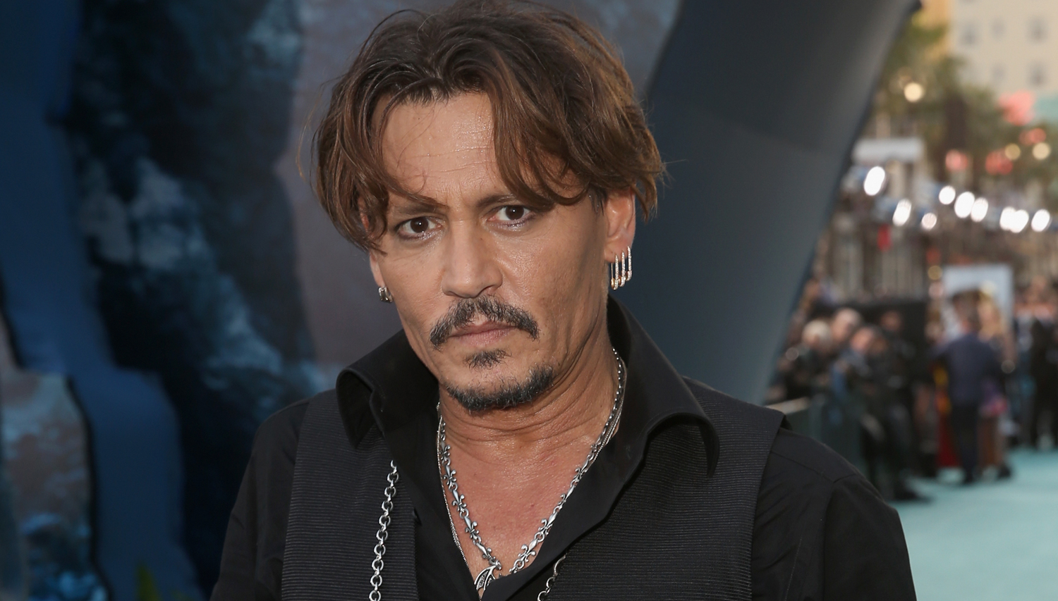 Johnny Depp Requests Delay in Defamation Trial for ‘Fantastic Beasts 3