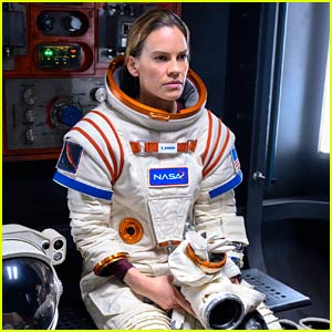 Hilary Swank Reveals She Developed Claustrophobia from Her 'Away' Spacesuit