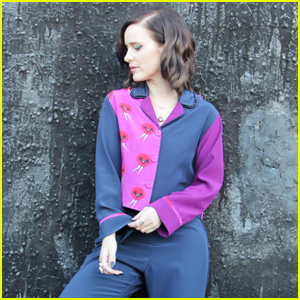 Rachel Brosnahan Wears Chic Pajamas Watching Emmy Awards 2020 From Home!