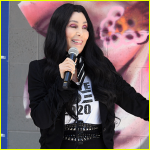 Cher Performs at Early Voting Events in Nevada!