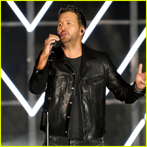 Luke Bryan Gives Outdoor Performance of 'What She Wants Tonight' at CMT Awards 2020 - Watch!