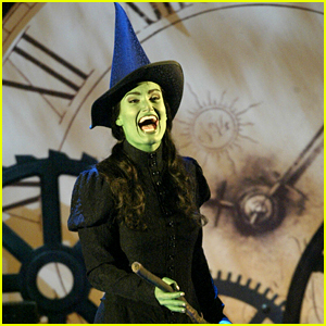 'Wicked' Movie Director Stephen Daldry Exits Project - Here's Why