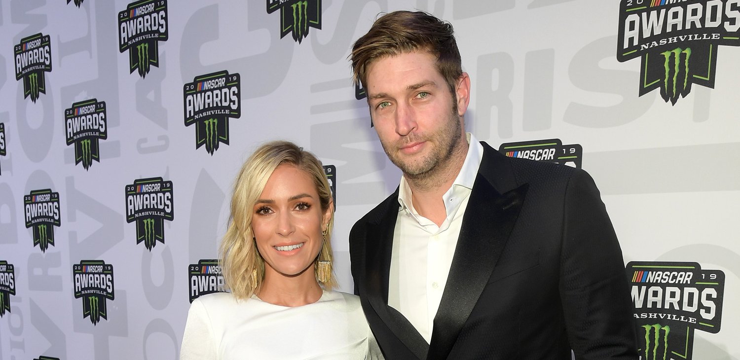 Kristin Cavallari & Jay Cutler Reunite Amid Divorce to Celebrate(02)