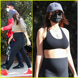 Pregnant Emily Ratajkowski Shows Off Growing Baby Bump in Leggings During Thanksgiving Hike