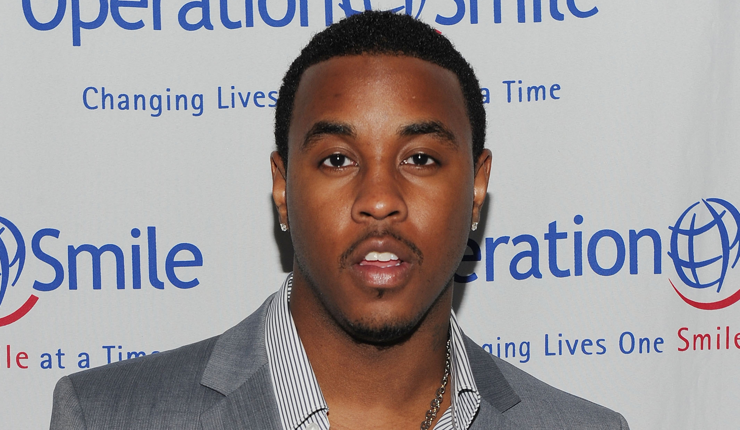 Jeremih Update: Singer Is Battling COVID-19, Fighting for His Life in