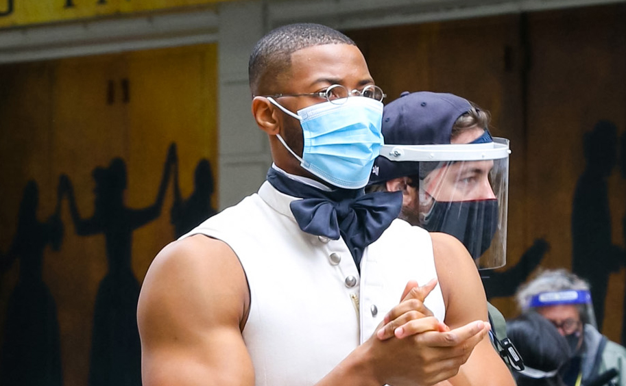 ‘Hamilton’ Fans Are Thirsting for Actor Raymond Baynard Thanks to These ...