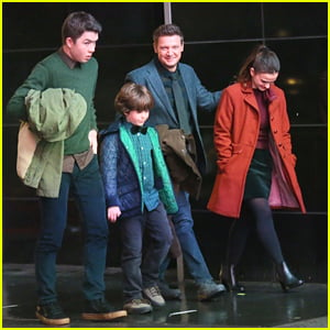 'Hawkeye' Jeremy Renner Takes Clint Barton's Kids To The Movies While Filming in NYC