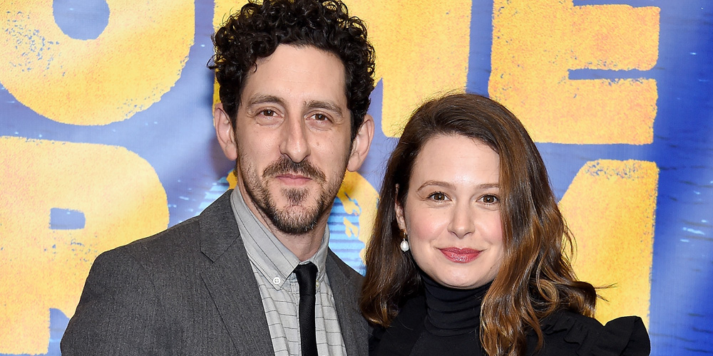 Katie Lowes Daughter Vera With Husband Adam Shapiro Adam(02)