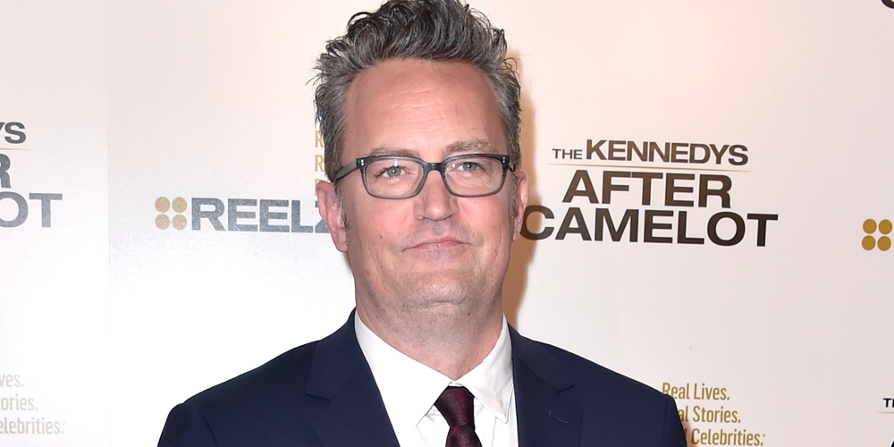 Matthew Perry Shares First Image of Fiance Molly Hurwitz To Promote(02)