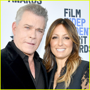 Ray Liotta Announces Engagement to Jacy Nittolo!