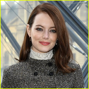 Emma Stone Is Pregnant, Spotted with Baby Bump in New Photos!