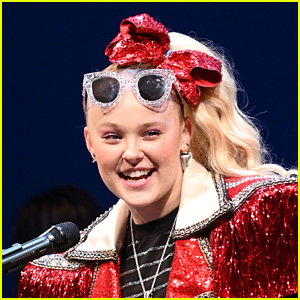 JoJo Siwa Seemingly Comes Out as Gay with Help From Her Cousin